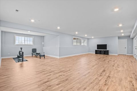 Tiny photo for 30 S Orchard Circle, Lake Forest, IL 60045 (MLS # 12641057)