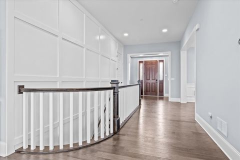 Tiny photo for 30 S Orchard Circle, Lake Forest, IL 60045 (MLS # 12641057)