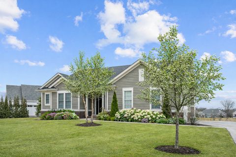Photo of Lake Forest, IL 60045 (MLS # 12641057)