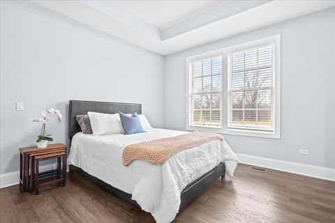 Tiny photo for 30 S Orchard Circle, Lake Forest, IL 60045 (MLS # 12641057)