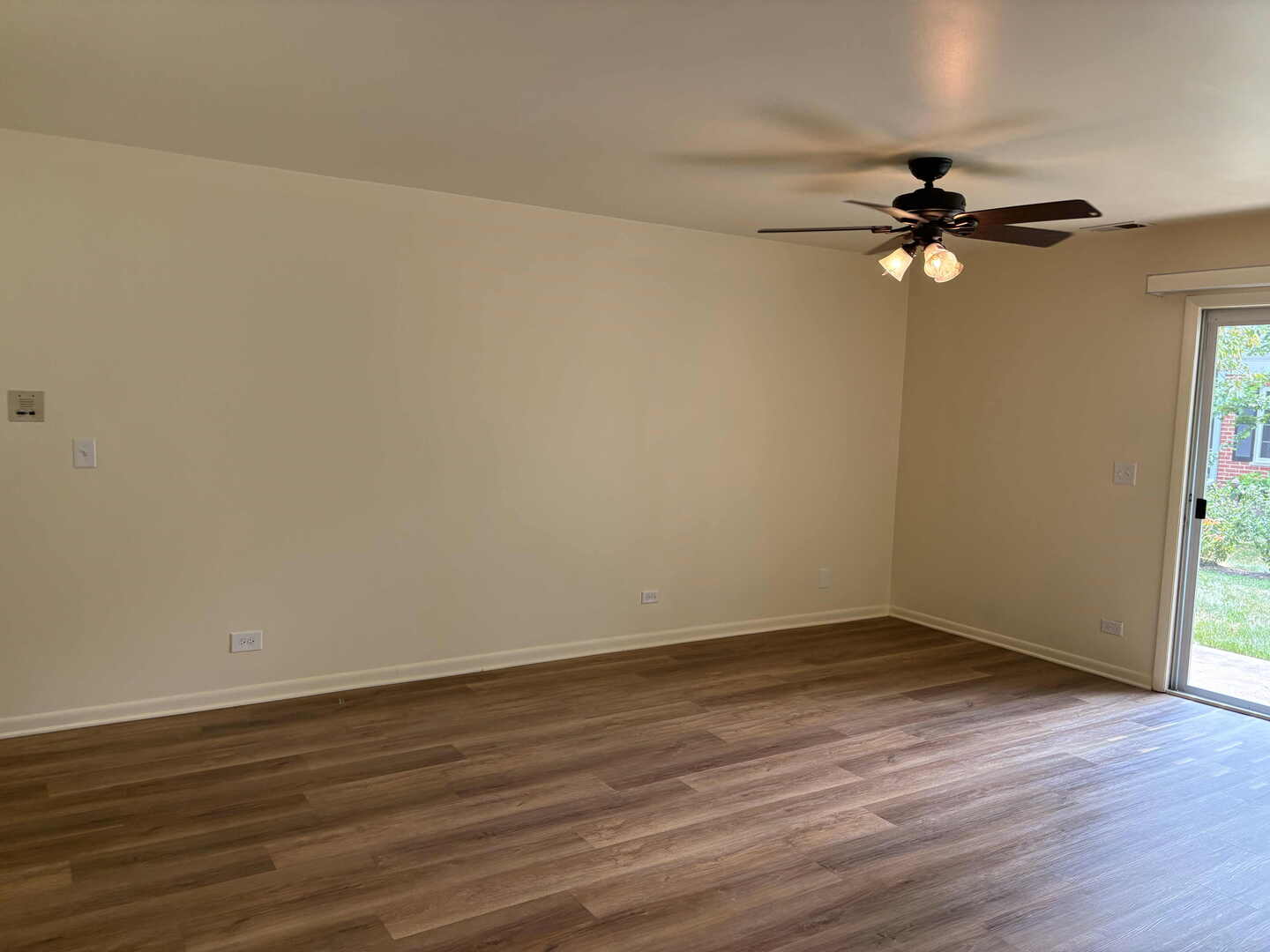 321 Charlotte Court 3