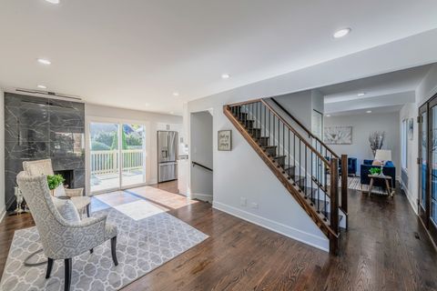 Tiny photo for 380 Ventura Club Drive, Roselle, IL 60172 (MLS # 12536309)