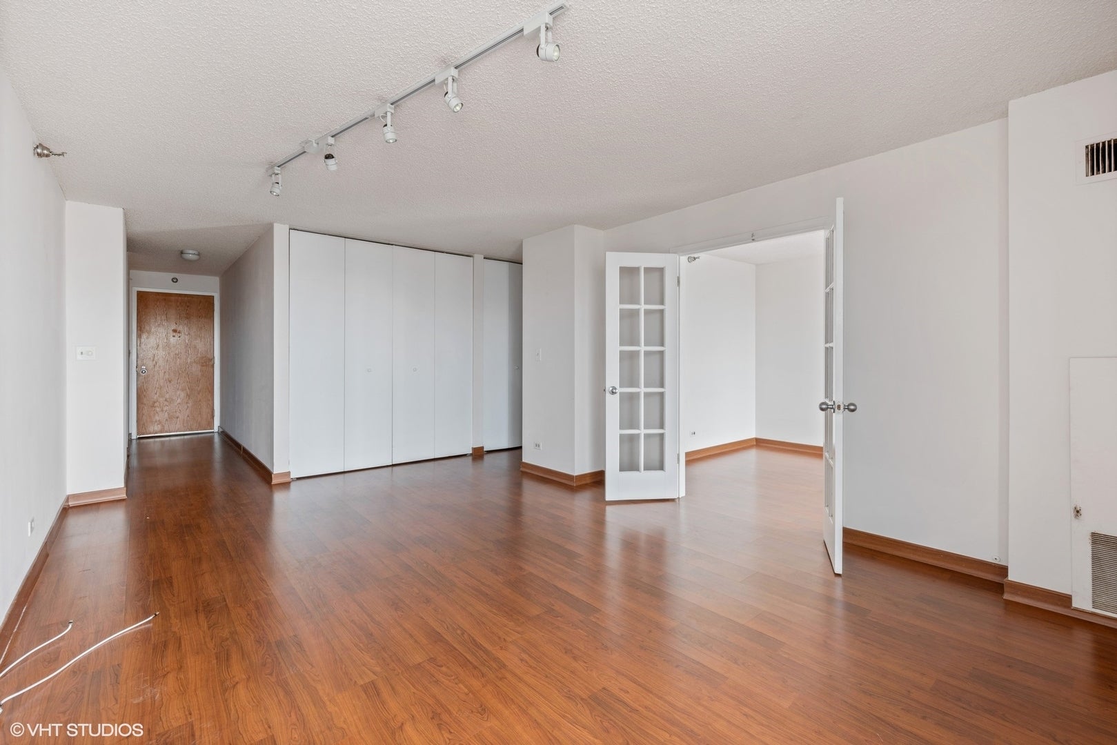 1122 N CLARK Street 2505