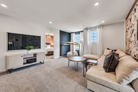 Tiny photo for 584 Redtop Way, Bolingbrook, IL 60490 (MLS # 12445361)