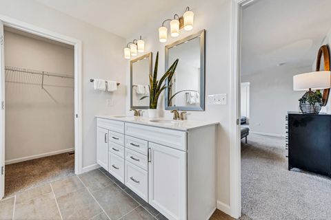Tiny photo for 584 Redtop Way, Bolingbrook, IL 60490 (MLS # 12445361)