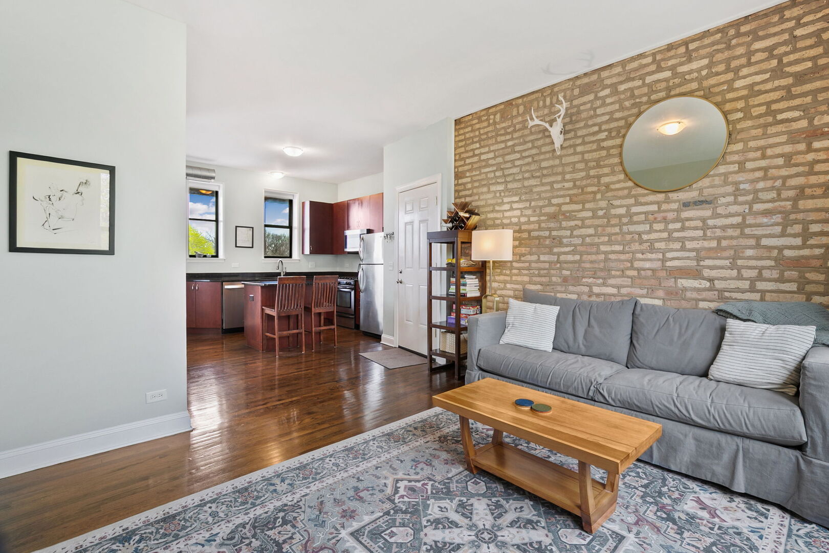 3142 W George Street C3