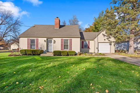 Tiny photo for 1106 W Highland Avenue, Elgin, IL 60123 (MLS # 12516803)