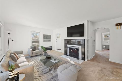 Tiny photo for 1106 W Highland Avenue, Elgin, IL 60123 (MLS # 12516803)