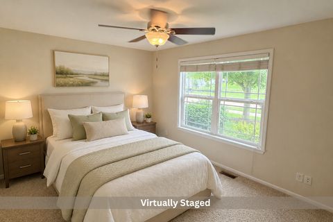 Tiny photo for 1705 W River Street #B, Dixon, IL 61021 (MLS # 12641384)