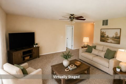 Tiny photo for 1705 W River Street #B, Dixon, IL 61021 (MLS # 12641384)