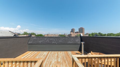 Tiny photo for 349 E 43rd Street, Chicago, IL 60653 (MLS # 12760162)