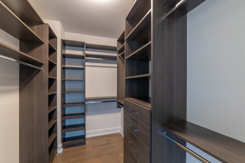 Tiny photo for 349 E 43rd Street, Chicago, IL 60653 (MLS # 12760162)
