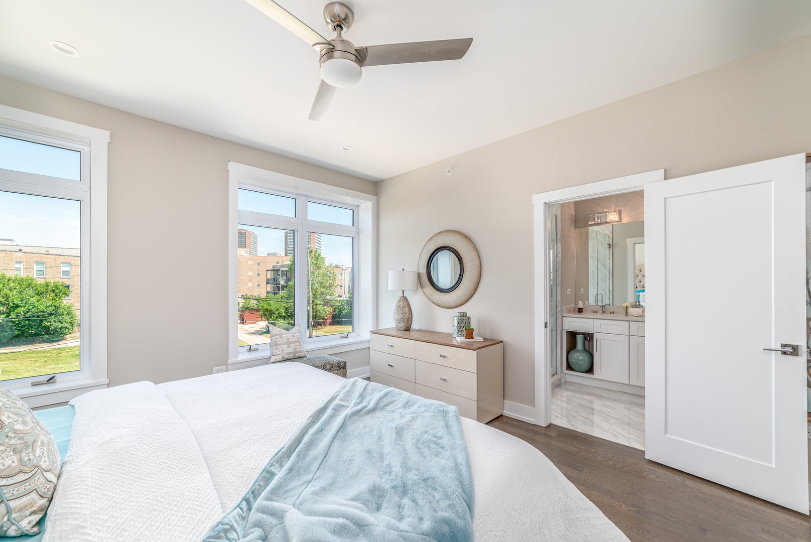 349 E 43rd Street