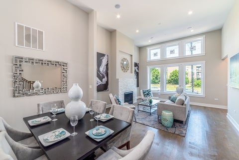 Tiny photo for 349 E 43rd Street, Chicago, IL 60653 (MLS # 12760162)