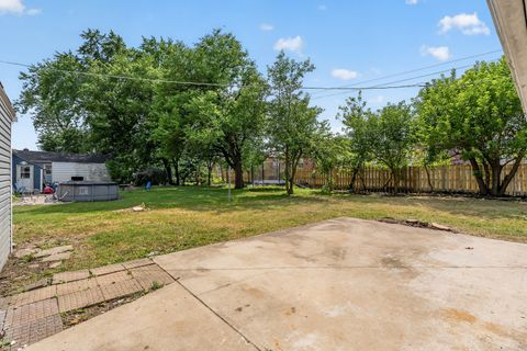 Tiny photo for 1650 Marquette Road, Joliet, IL 60435 (MLS # 12695857)