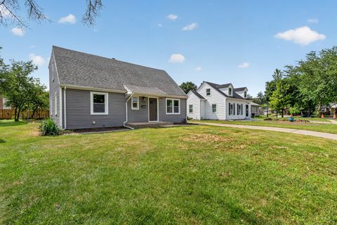 Tiny photo for 1650 Marquette Road, Joliet, IL 60435 (MLS # 12695857)
