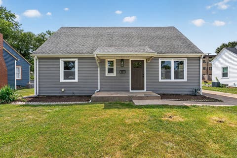 Photo of 1650 Marquette Road, Joliet, IL 60435 (MLS # 12695857)
