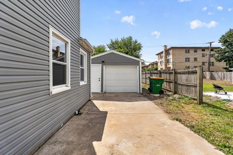 Tiny photo for 1650 Marquette Road, Joliet, IL 60435 (MLS # 12695857)