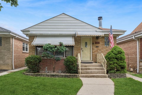 Photo of Chicago, IL 60631 (MLS # 12682776)