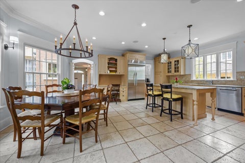Tiny photo for 127 Glenwood Avenue, Winnetka, IL 60093 (MLS # 12637128)