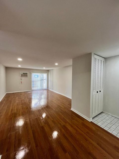 Tiny photo for 314 Lathrop Avenue #402, Forest Park, IL 60130 (MLS # 12595025)