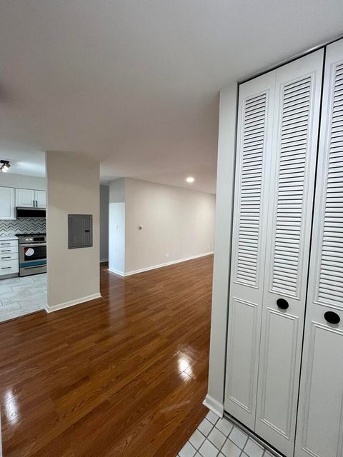 Tiny photo for 314 Lathrop Avenue #402, Forest Park, IL 60130 (MLS # 12595025)