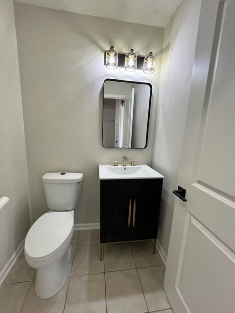 Tiny photo for 314 Lathrop Avenue #402, Forest Park, IL 60130 (MLS # 12595025)