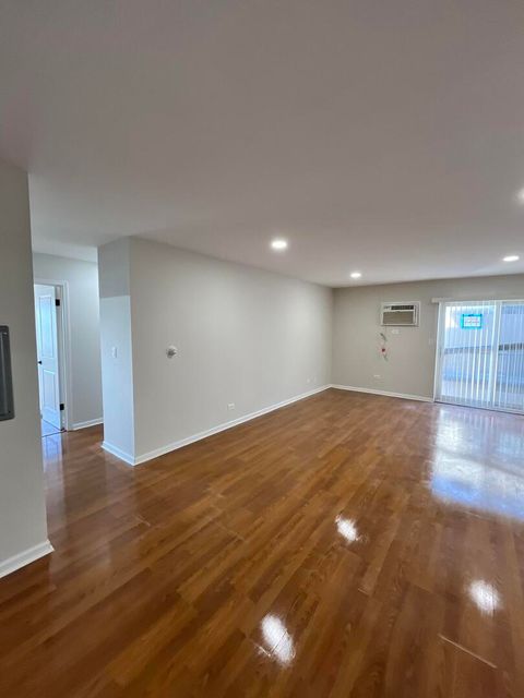 Tiny photo for 314 Lathrop Avenue #402, Forest Park, IL 60130 (MLS # 12595025)