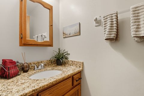 Tiny photo for 764 Leslie Lane, Frankfort, IL 60423 (MLS # 12516237)