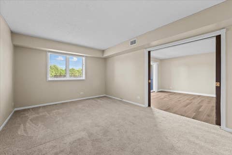 Tiny photo for 13000 W Heiden Circle #3105, Lake Bluff, IL 60044 (MLS # 12695332)