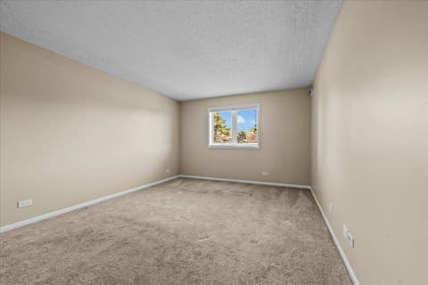 Tiny photo for 13000 W Heiden Circle #3105, Lake Bluff, IL 60044 (MLS # 12695332)