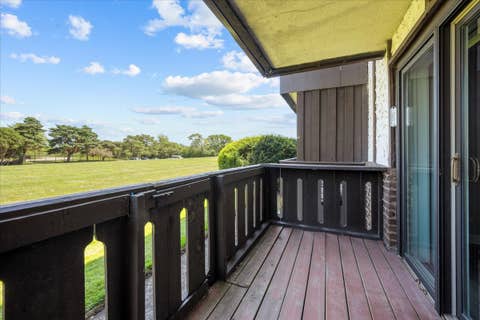 Tiny photo for 13000 W Heiden Circle #3105, Lake Bluff, IL 60044 (MLS # 12695332)