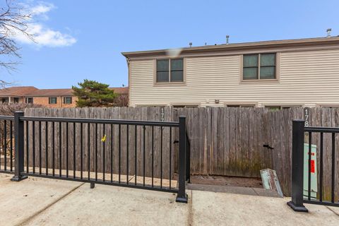 Tiny photo for 1776 Bristol Walk, Hoffman Estates, IL 60169 (MLS # 12584148)