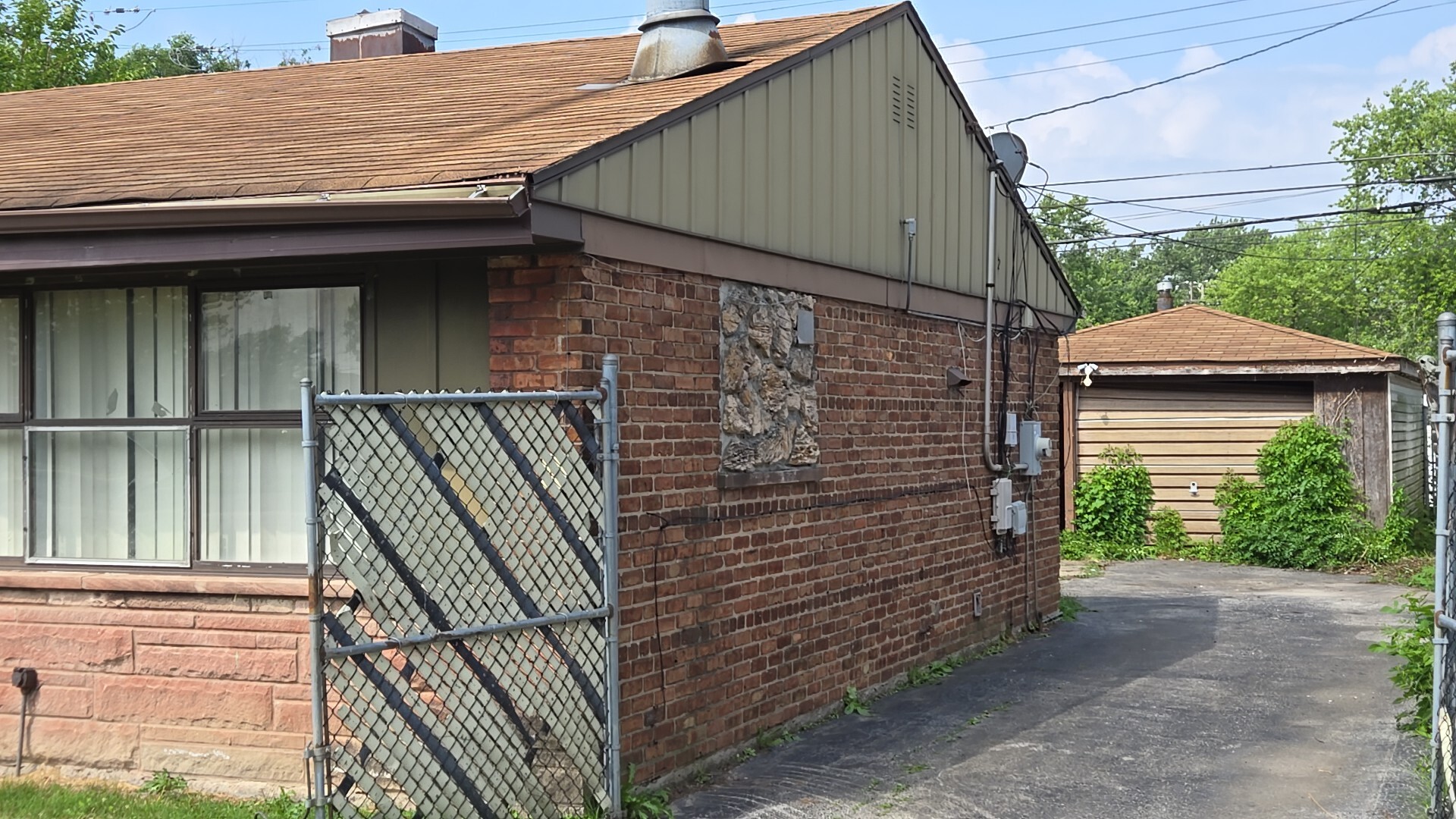 1404 Burnham Avenue