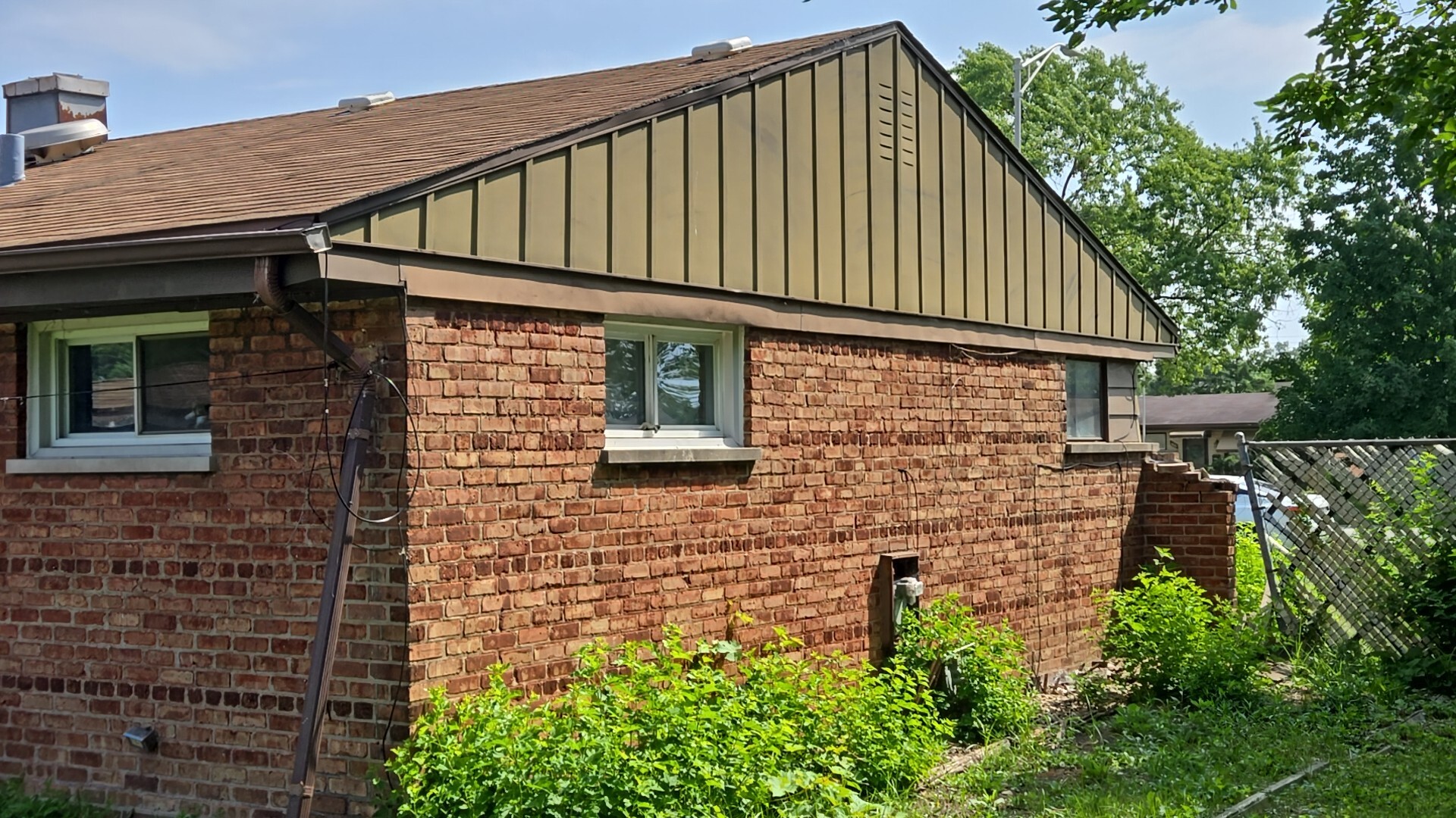 1404 Burnham Avenue