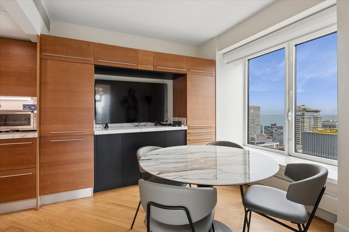 161 E Chicago Avenue 26B