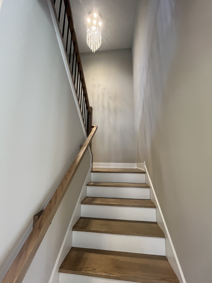 1029 Oxford Street