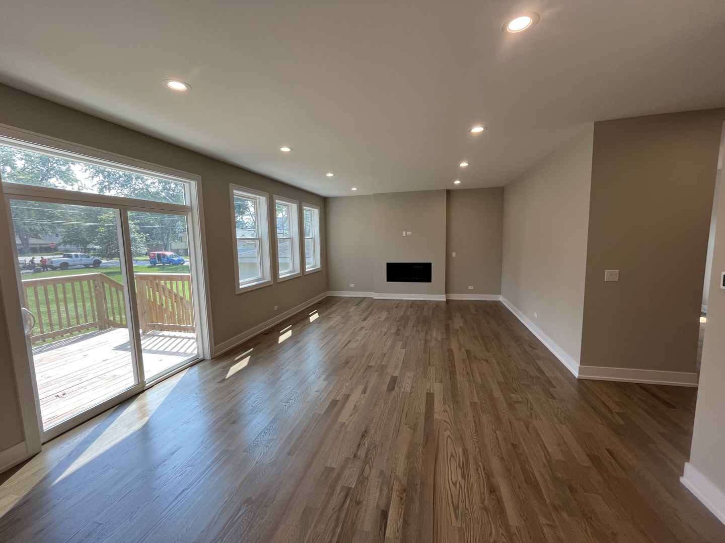 1029 Oxford Street