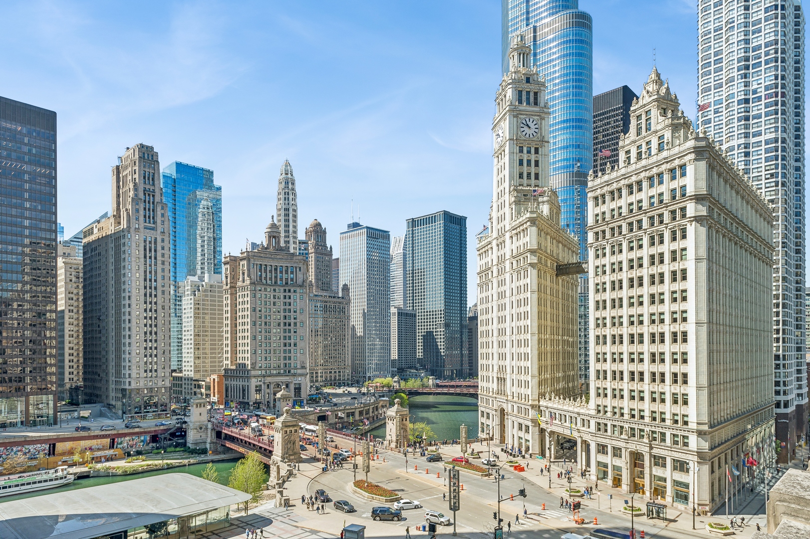 Chicago, Illinois 60611, United States, 3 Bedrooms Bedrooms, ,4 BathroomsBathrooms,Residential,Active,197761