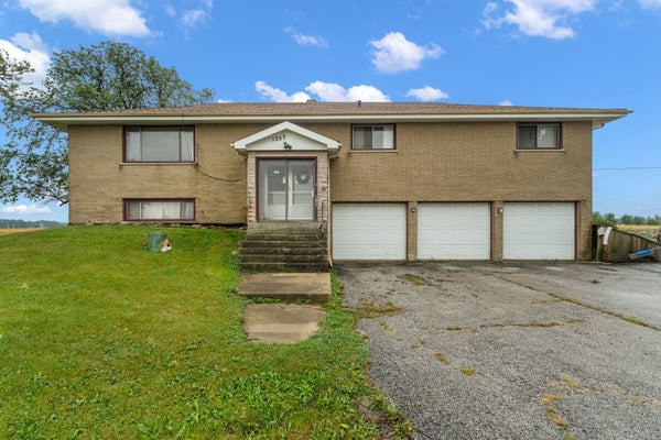 1257 E EXCHANGE ST, CRETE, IL 60417 - Image 08f5e9cc8d5cf6dbe5c487fea203faa1/2925178502