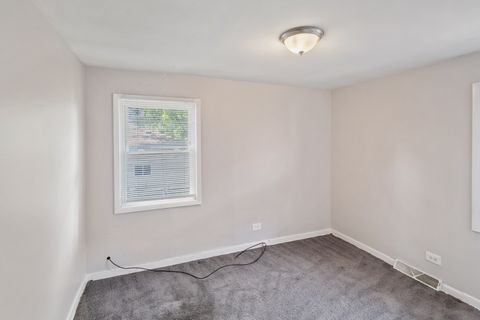 Tiny photo for 12138 S Elizabeth Street, Chicago, IL 60643 (MLS # 12486607)
