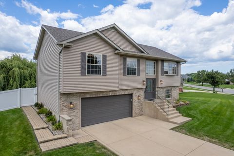 Tiny photo for 9558 Grasselli Avenue, St. John, IN 46373 (MLS # 12450113)