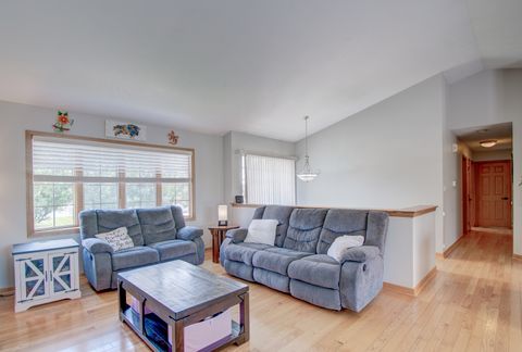 Tiny photo for 9558 Grasselli Avenue, St. John, IN 46373 (MLS # 12450113)