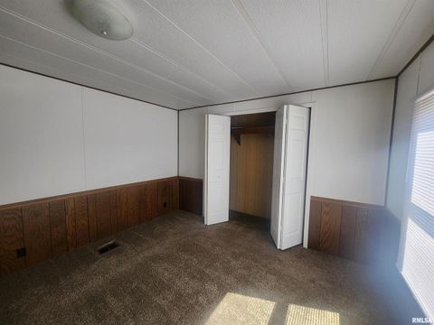 Tiny photo for 10553 Torrance Road, Carbondale, IL 62901 (MLS # EB457206)