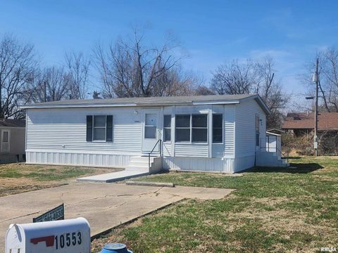 Tiny photo for 10553 Torrance Road, Carbondale, IL 62901 (MLS # EB457206)
