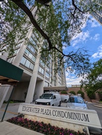 5455 N Sheridan Road 3103 Chicago IL 60640