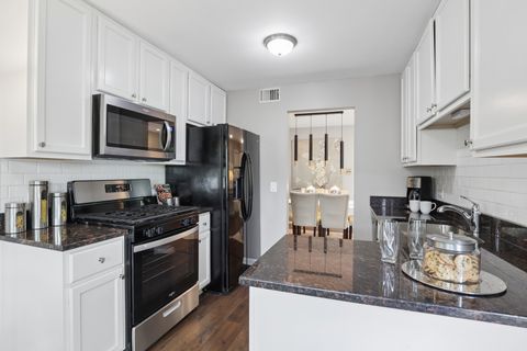 Tiny photo for 1147 Middlebury Lane #A2, Wheeling, IL 60090 (MLS # 12631065)