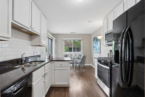 Tiny photo for 1147 Middlebury Lane #A2, Wheeling, IL 60090 (MLS # 12631065)