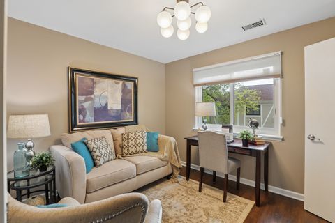 Tiny photo for 1147 Middlebury Lane #A2, Wheeling, IL 60090 (MLS # 12631065)