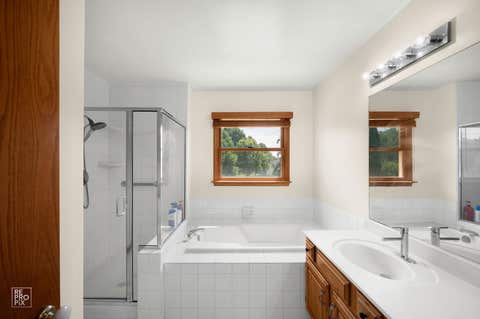 Tiny photo for 1408 Juliet Lane, Libertyville, IL 60048 (MLS # 12522805)